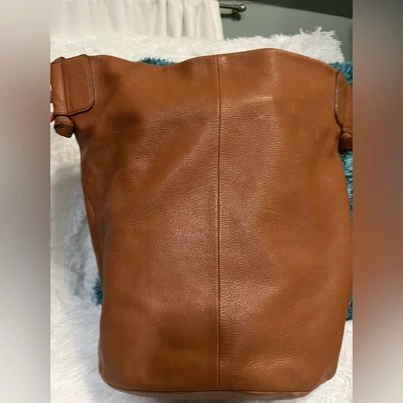 Foley + Corinna Lilli bucket tote in honey brown - Picture 3 of 13